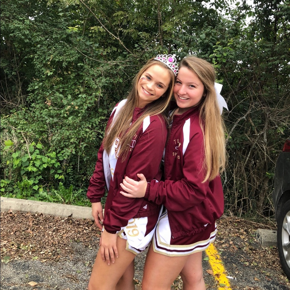 Meet your Posher, Ellie